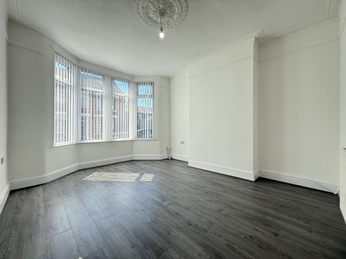 - Harradon Road - L9 0HF